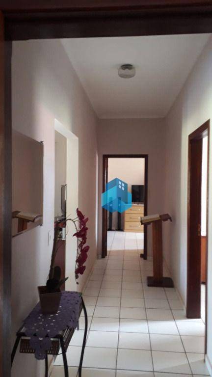 Chácara à venda com 3 quartos, 185m² - Foto 21