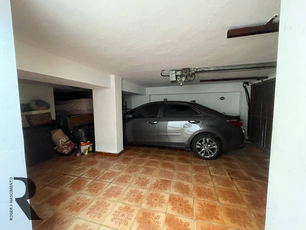 Sobrado à venda com 3 quartos, 240m² - Foto 18