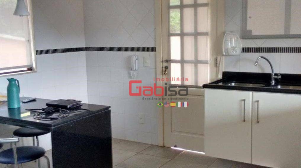 Casa à venda com 3 quartos, 300m² - Foto 4