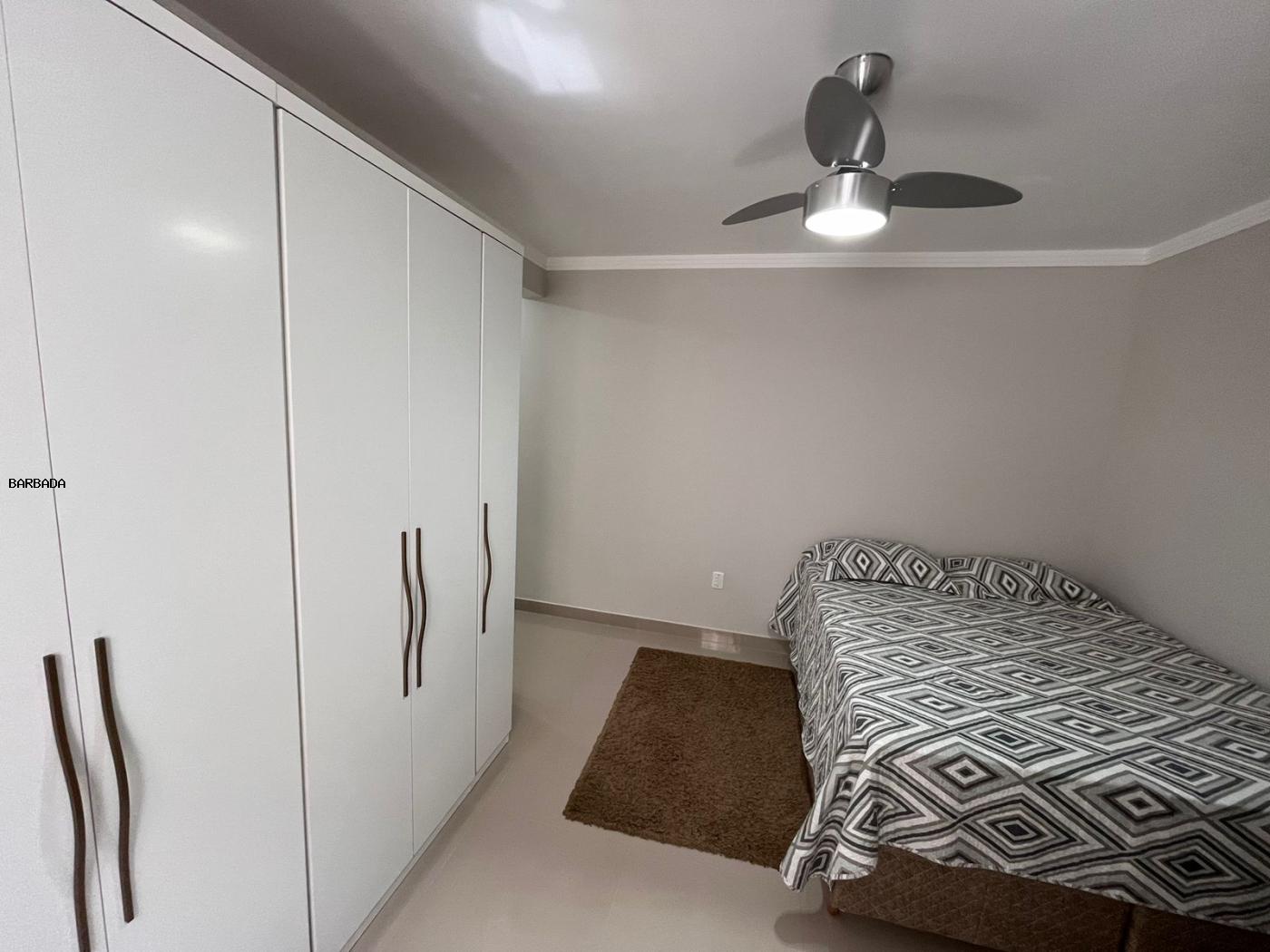 Apartamento à venda com 2 quartos, 65m² - Foto 2