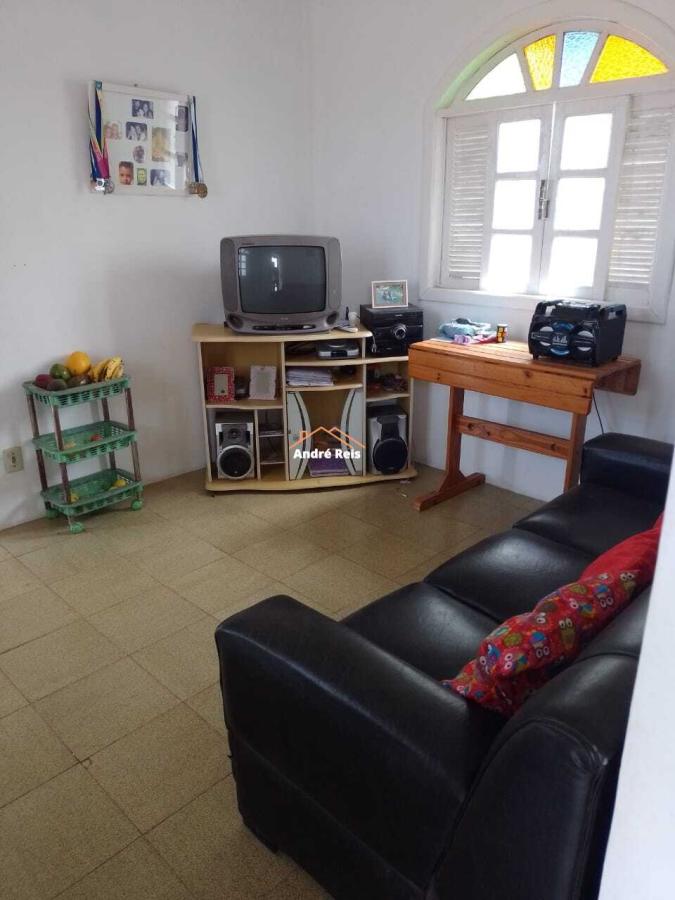 Casa à venda com 3 quartos, 900m² - Foto 8