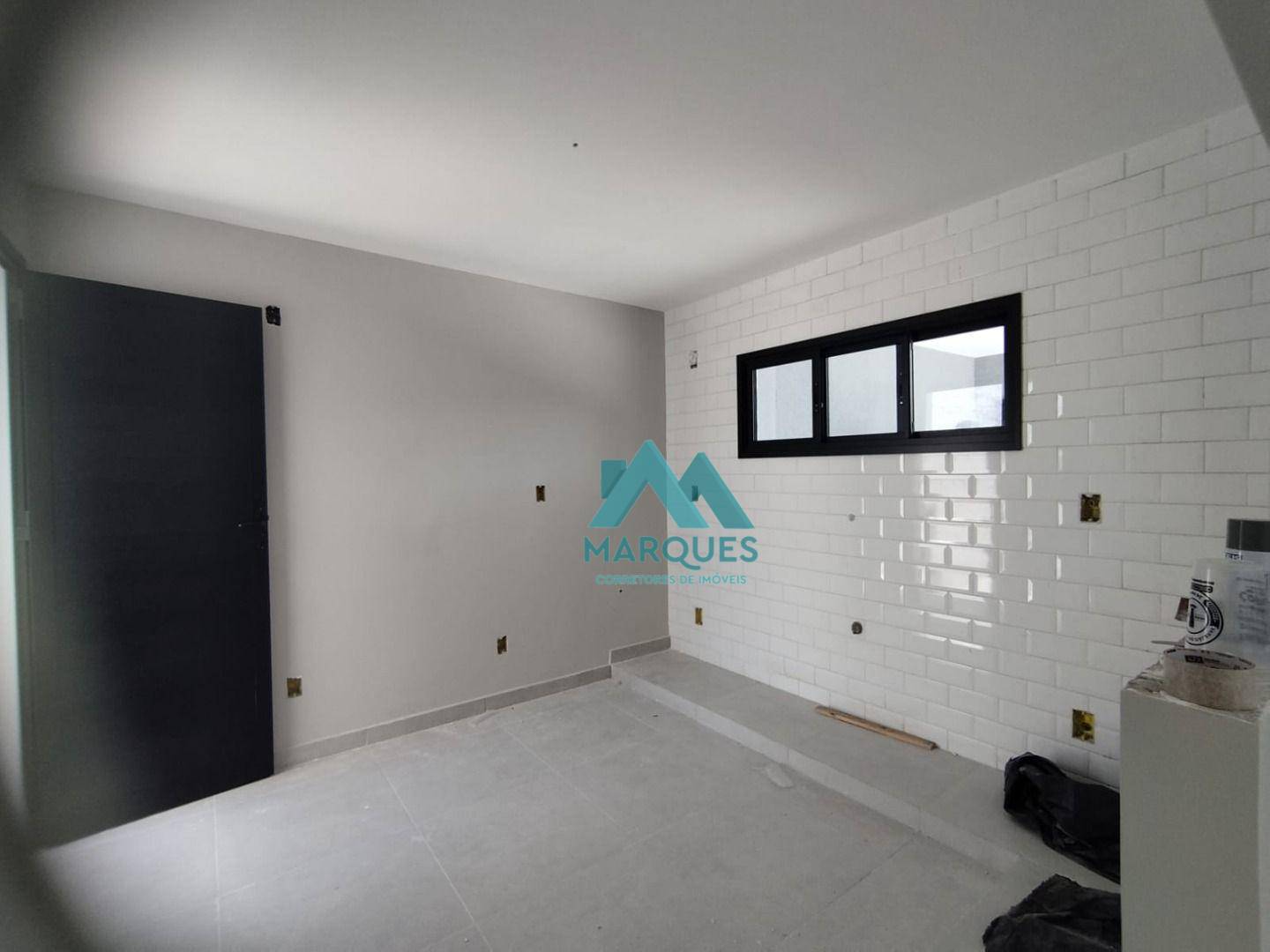 Casa à venda com 3 quartos, 112m² - Foto 4