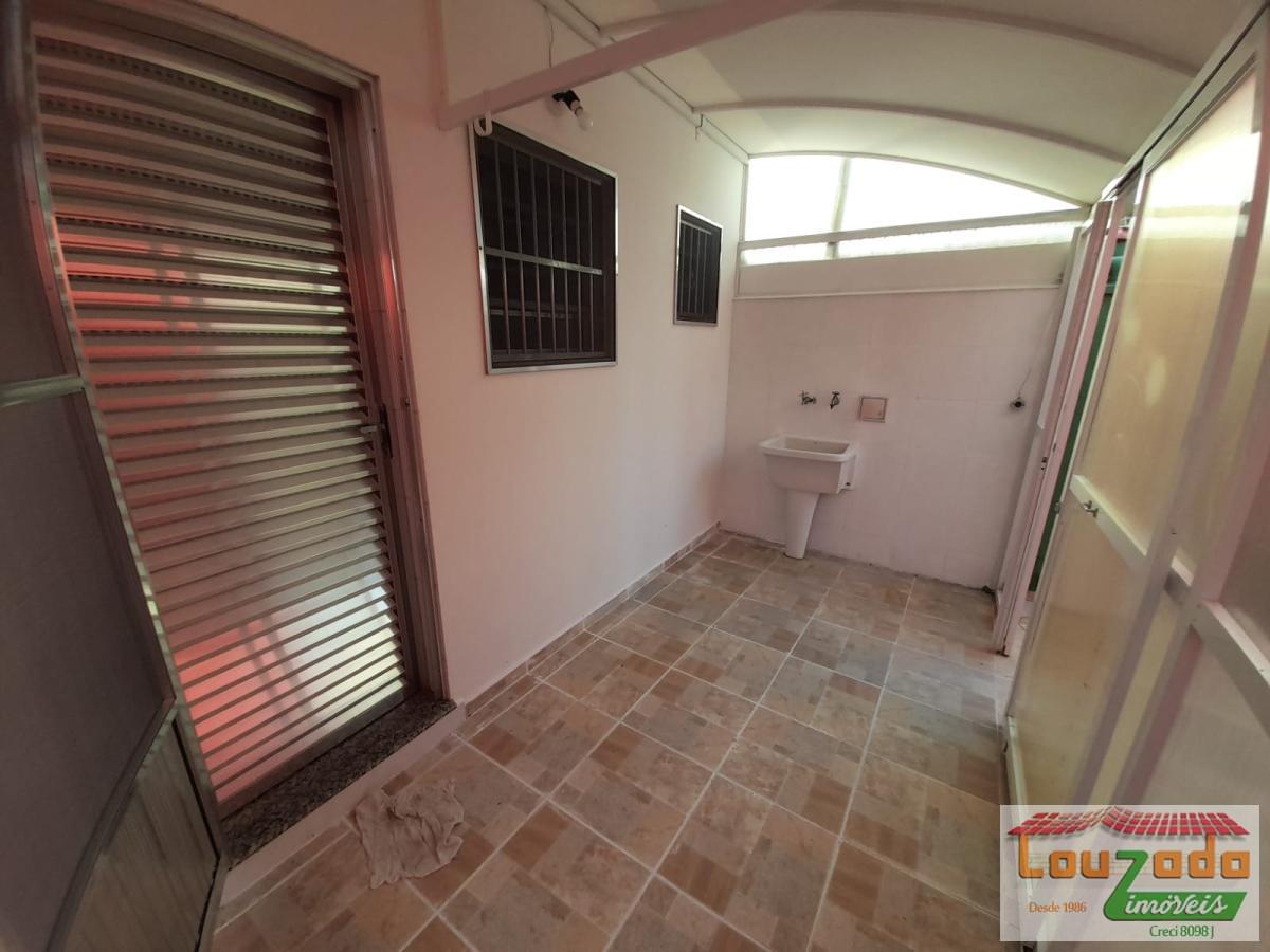 Casa à venda com 3 quartos, 298m² - Foto 13