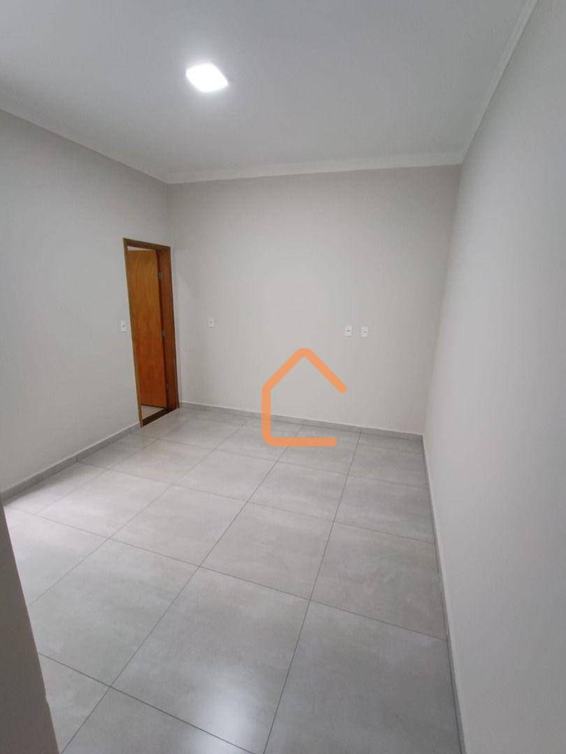 Casa à venda com 2 quartos, 64m² - Foto 8