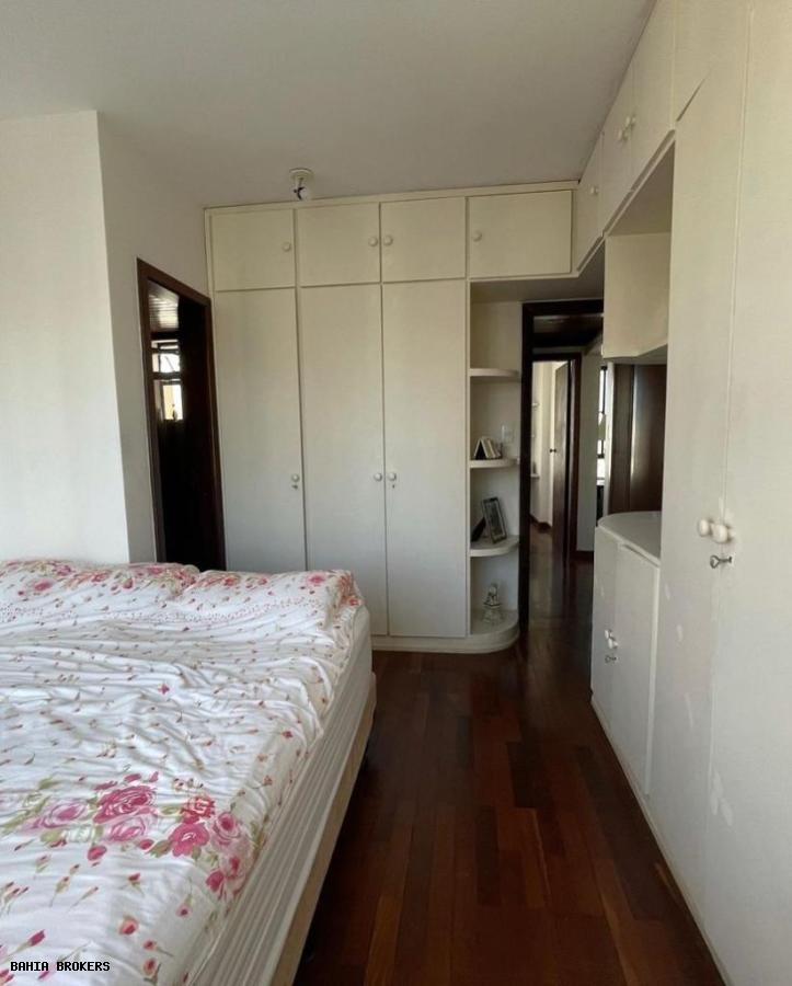 Apartamento à venda com 4 quartos, 260m² - Foto 4