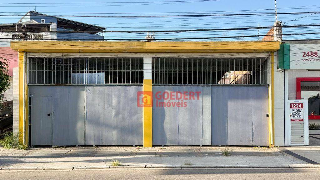 Casa à venda e aluguel com 3 quartos, 190m² - Foto 1