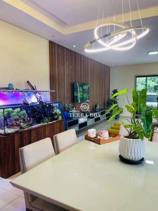 Casa de Condomínio à venda com 4 quartos, 250m² - Foto 11