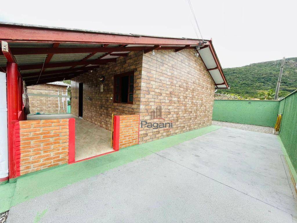 Casa para alugar com 2 quartos, 60m² - Foto 1
