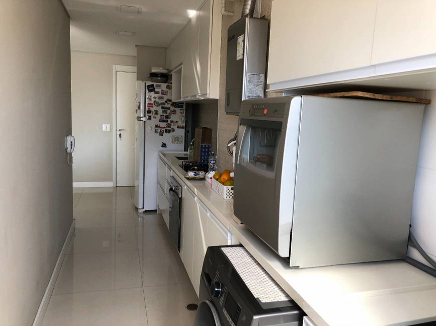 Apartamento à venda com 2 quartos, 68m² - Foto 4