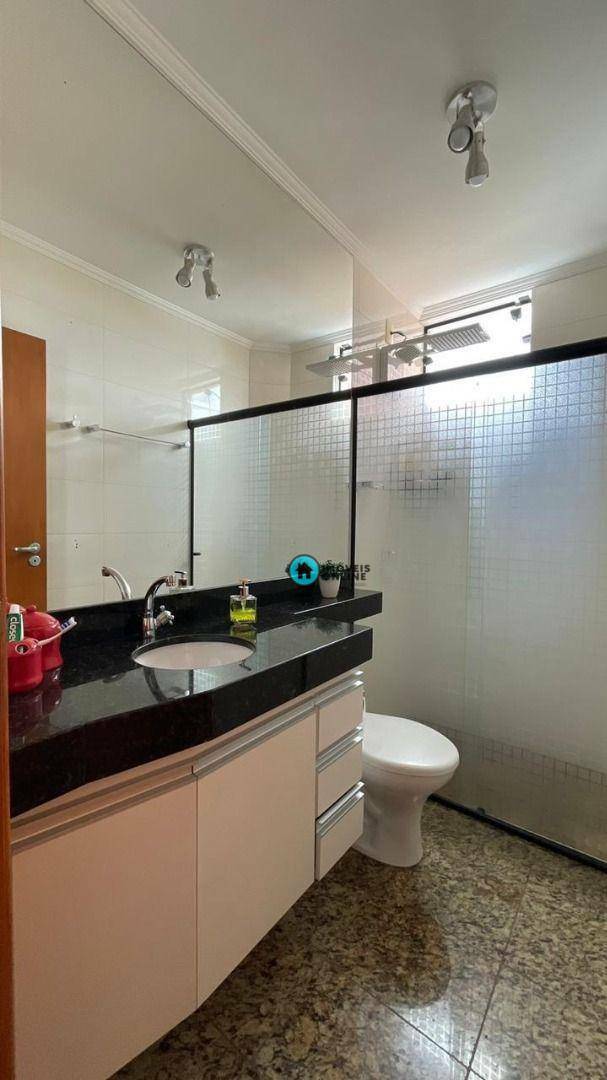 Apartamento à venda com 3 quartos, 184m² - Foto 24