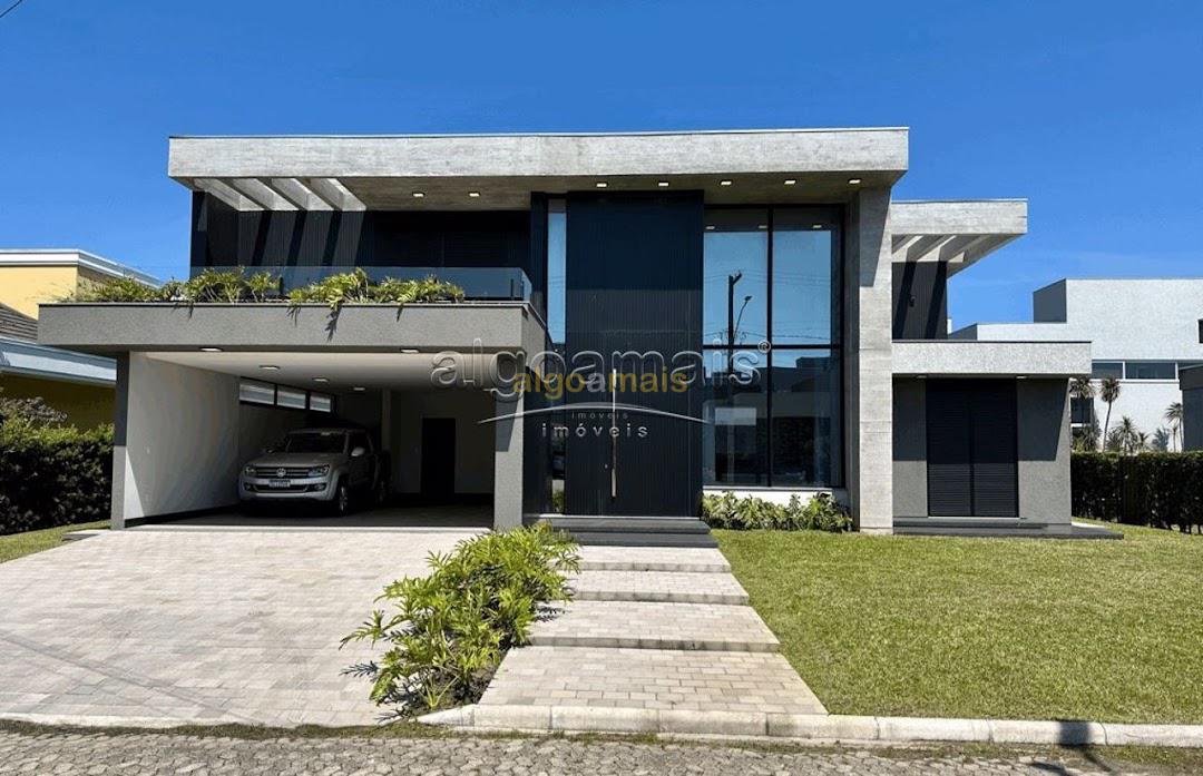 Casa de Condomínio à venda com 4 quartos, 368m² - Foto 2