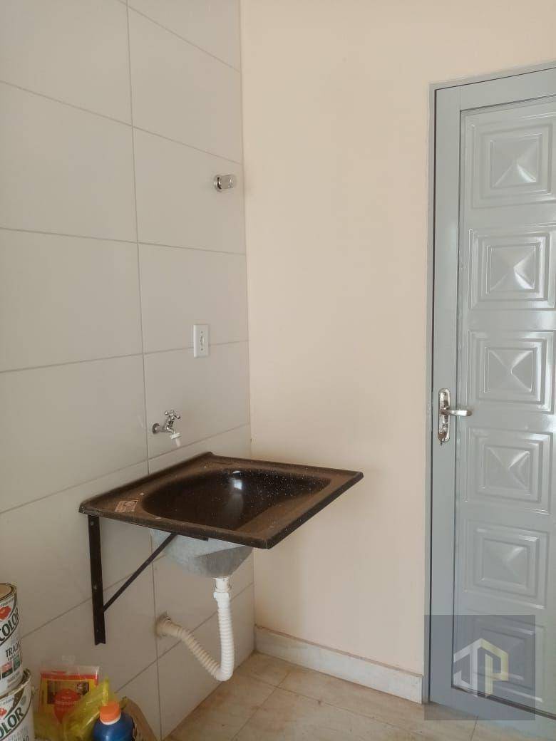 Casa à venda com 2 quartos, 110m² - Foto 17