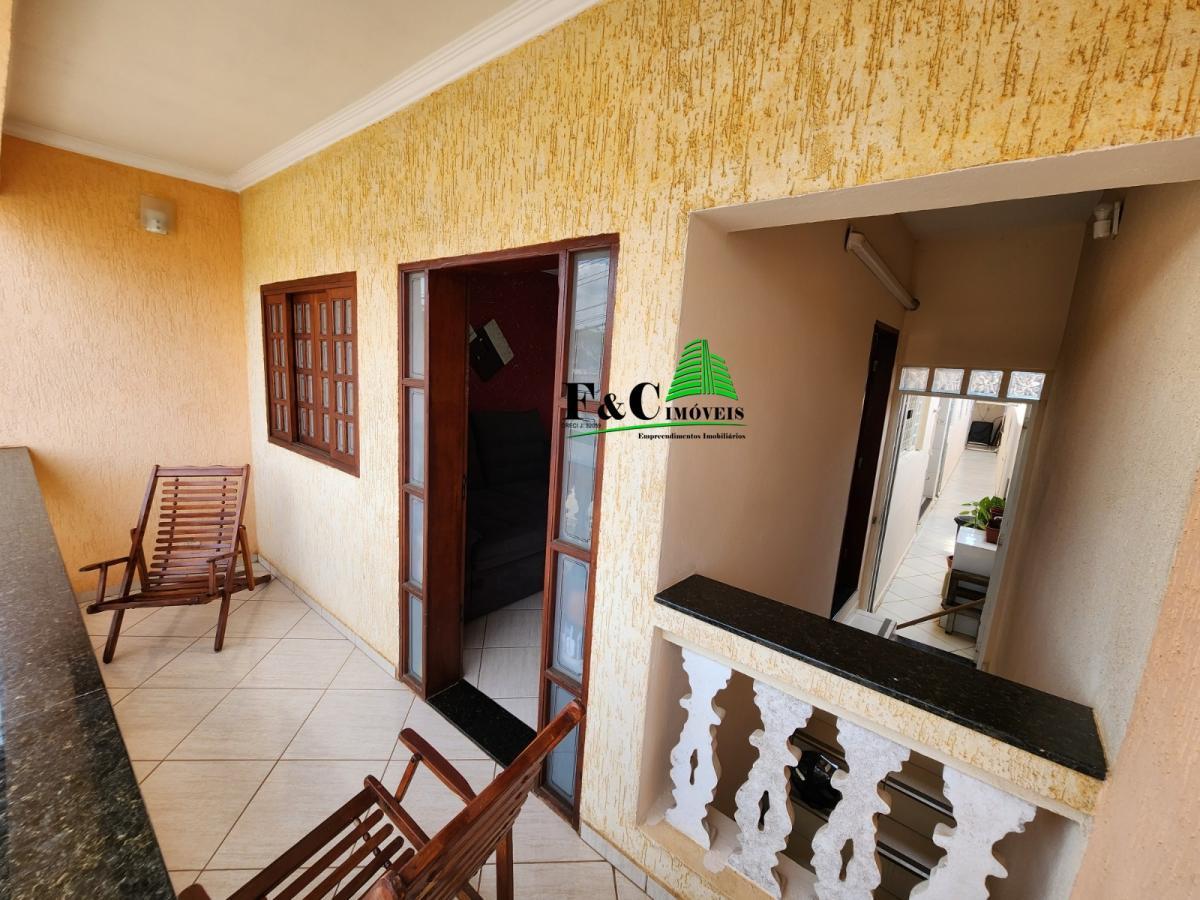 Casa à venda com 3 quartos, 125m² - Foto 4