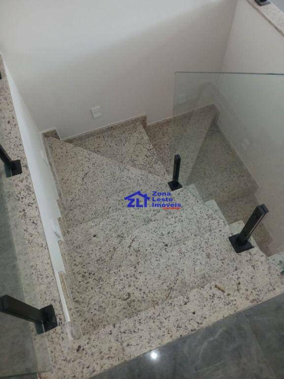 Sobrado à venda com 3 quartos, 140m² - Foto 3