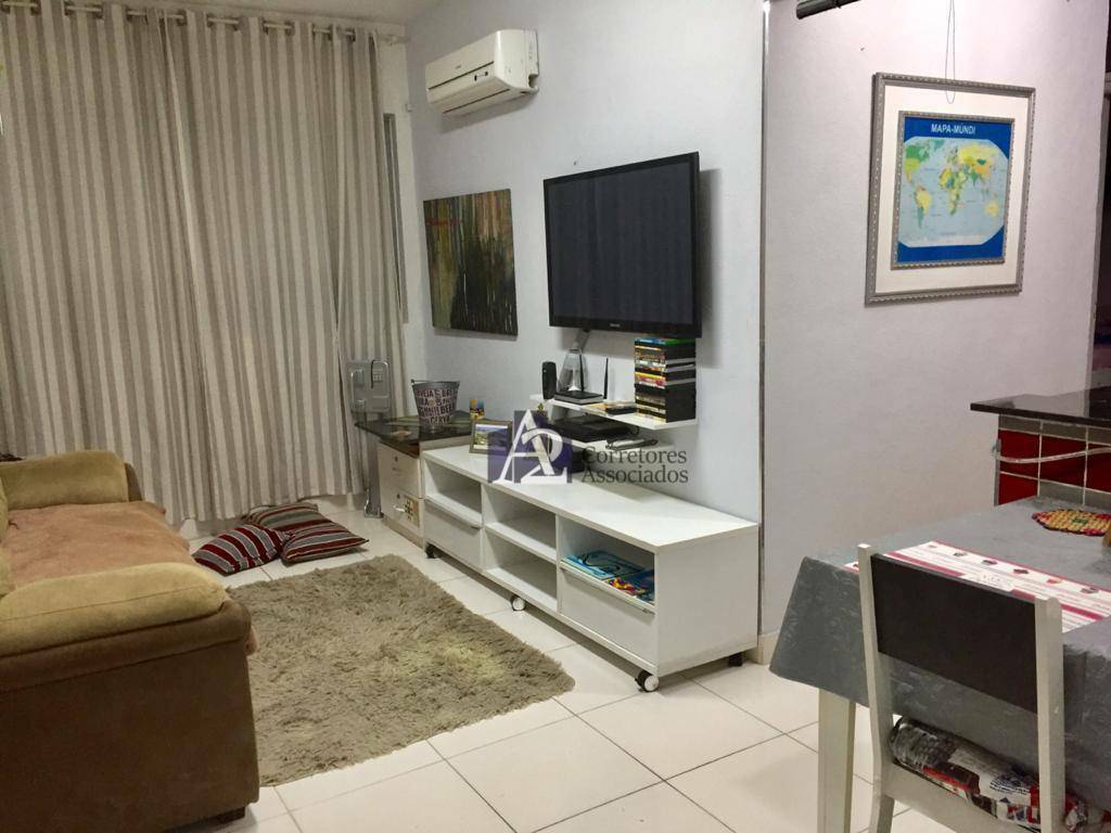 Apartamento à venda com 2 quartos, 55m² - Foto 6