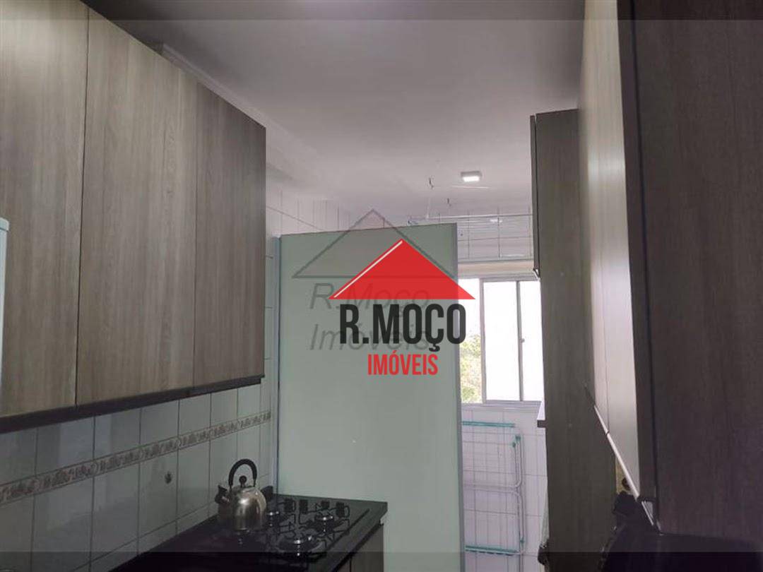 Apartamento à venda com 3 quartos, 60m² - Foto 25