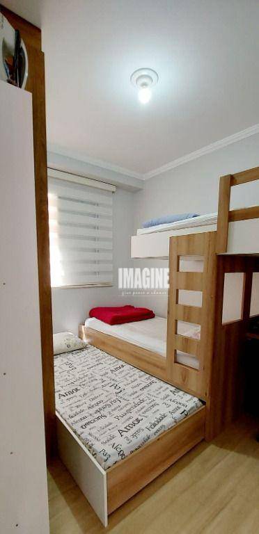 Apartamento à venda com 2 quartos, 42m² - Foto 20