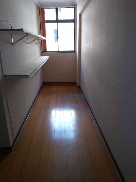 Apartamento à venda com 2 quartos, 60m² - Foto 3