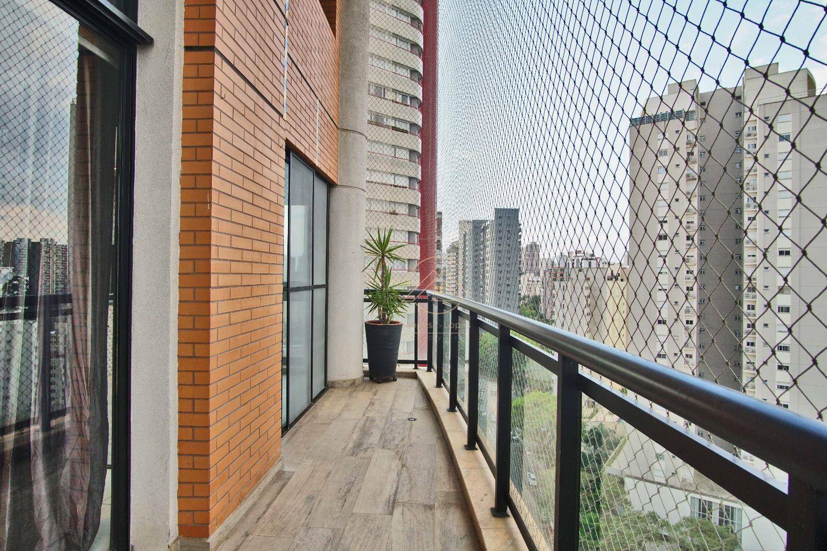 Apartamento à venda com 3 quartos, 184m² - Foto 9