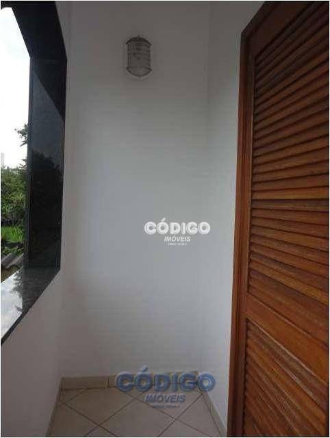 Sobrado à venda com 3 quartos, 320m² - Foto 4