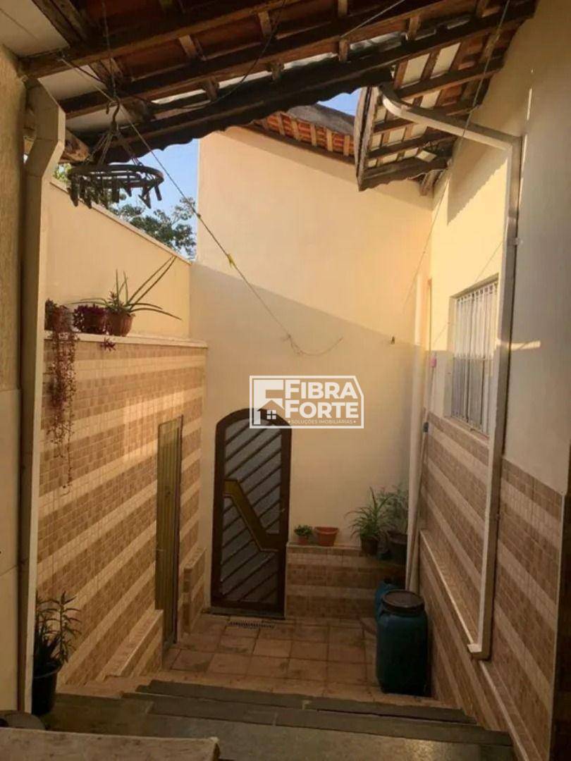 Casa à venda com 3 quartos, 435m² - Foto 12