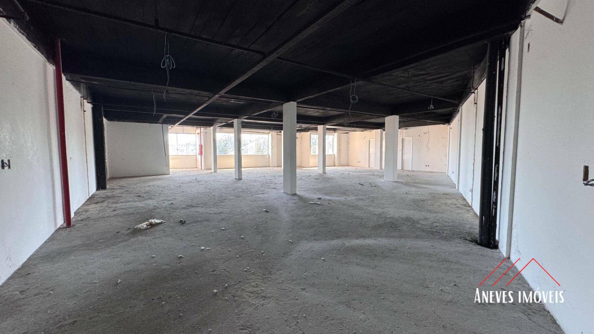 Prédio Inteiro para alugar, 1200m² - Foto 9