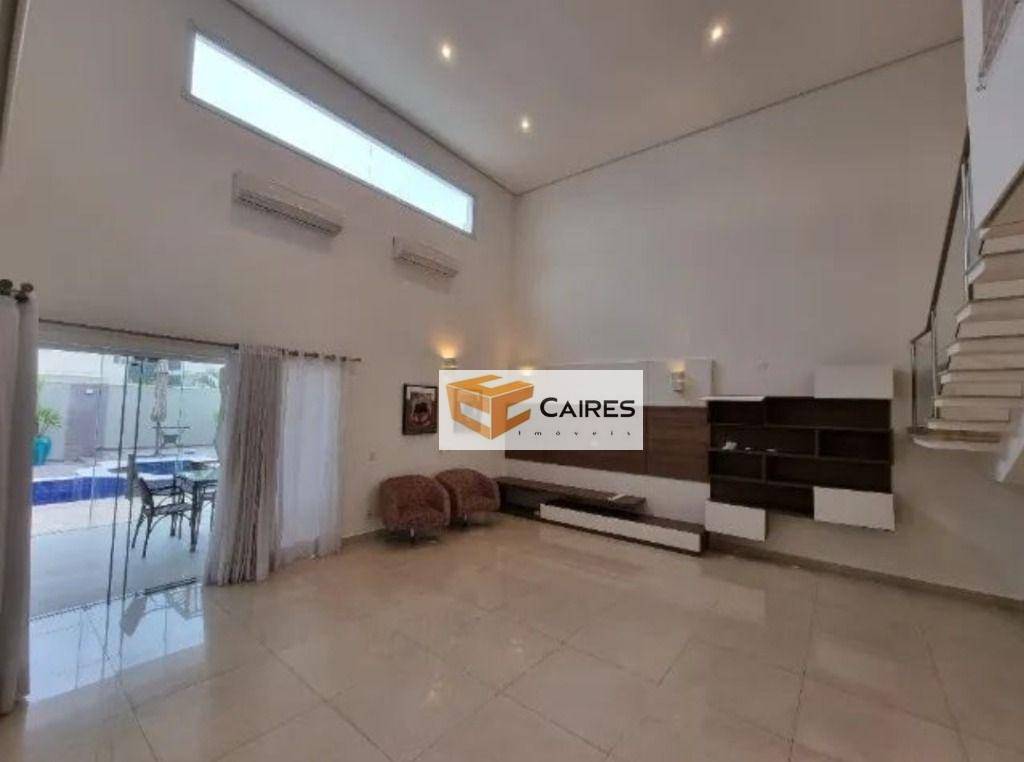 Casa de Condomínio para alugar com 3 quartos, 280m² - Foto 1