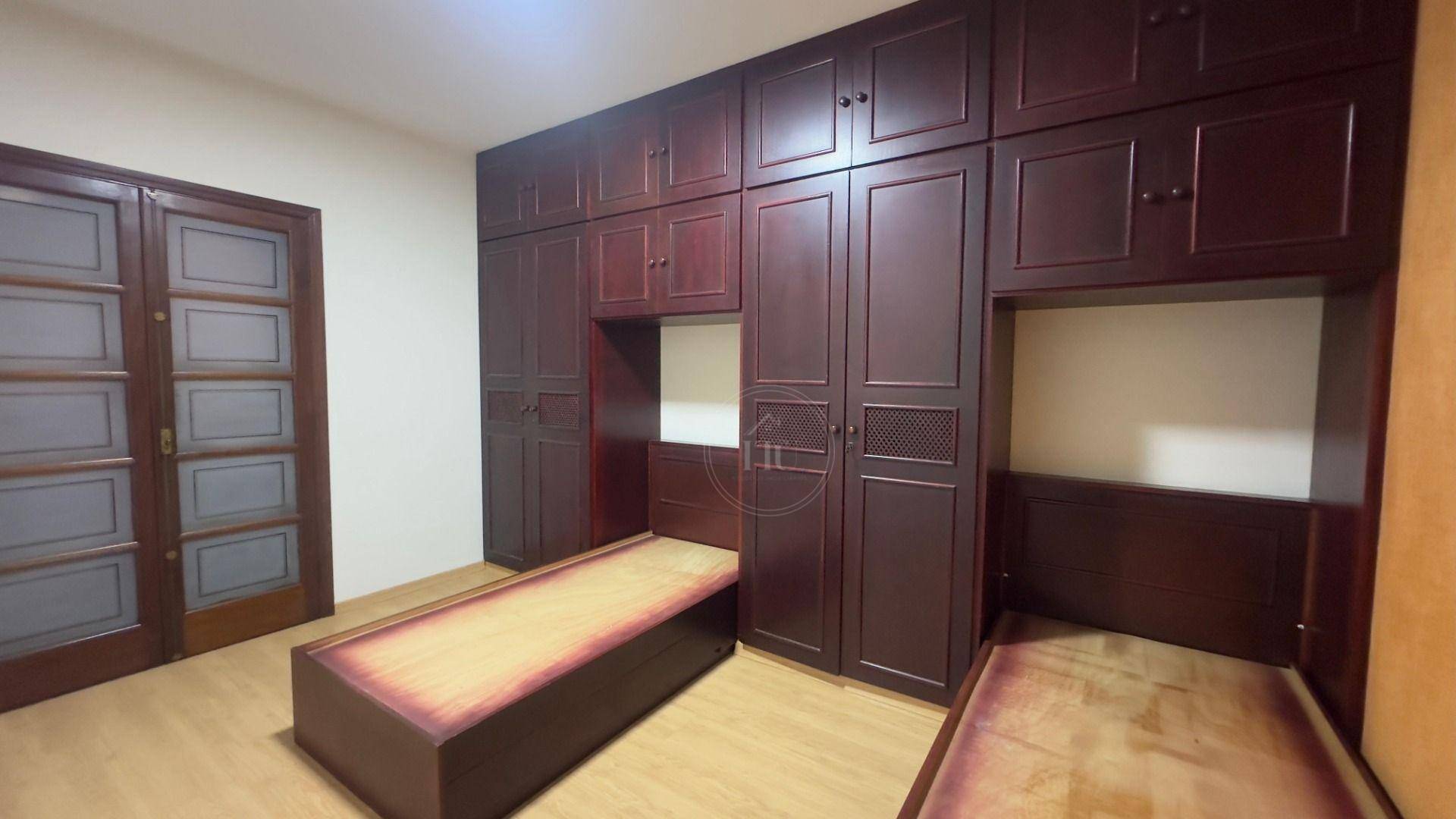Casa de Condomínio para alugar com 3 quartos, 250m² - Foto 19