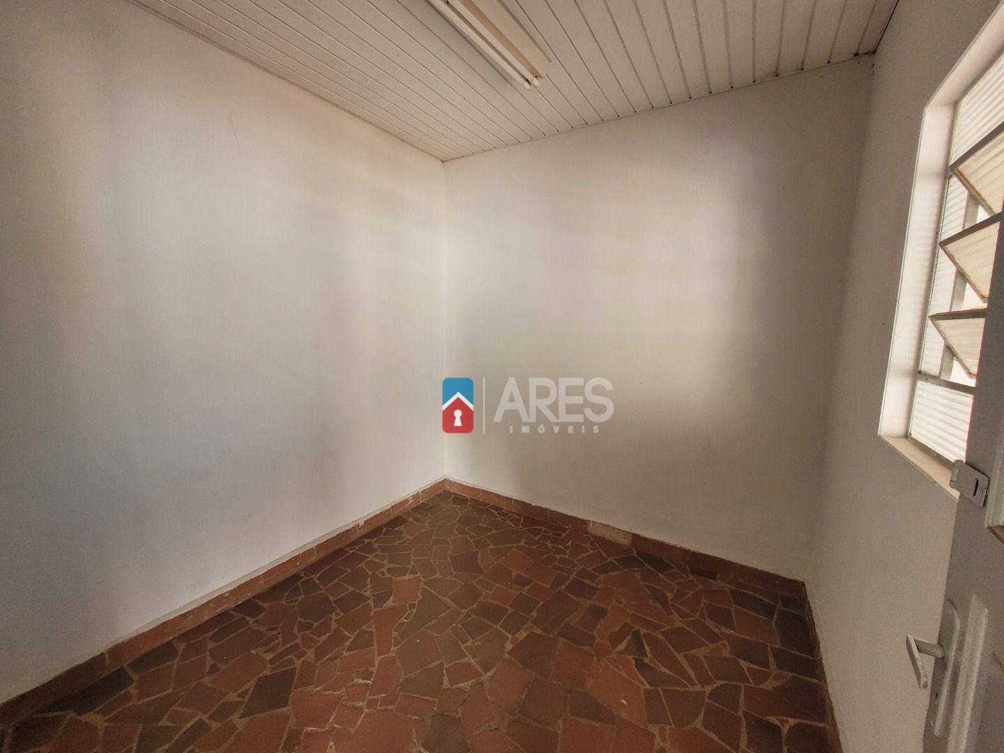 Casa à venda com 3 quartos, 141m² - Foto 18