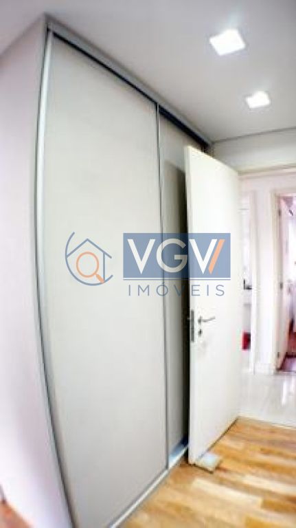 Apartamento à venda com 3 quartos, 130m² - Foto 15