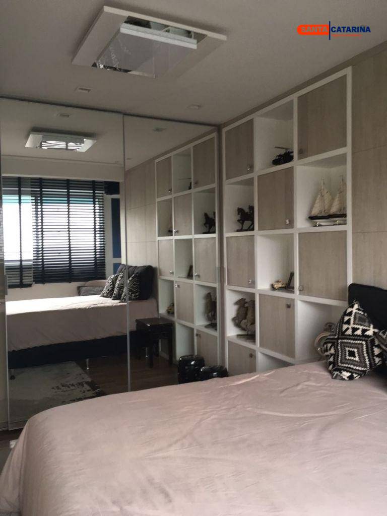 Apartamento à venda com 3 quartos, 182m² - Foto 42