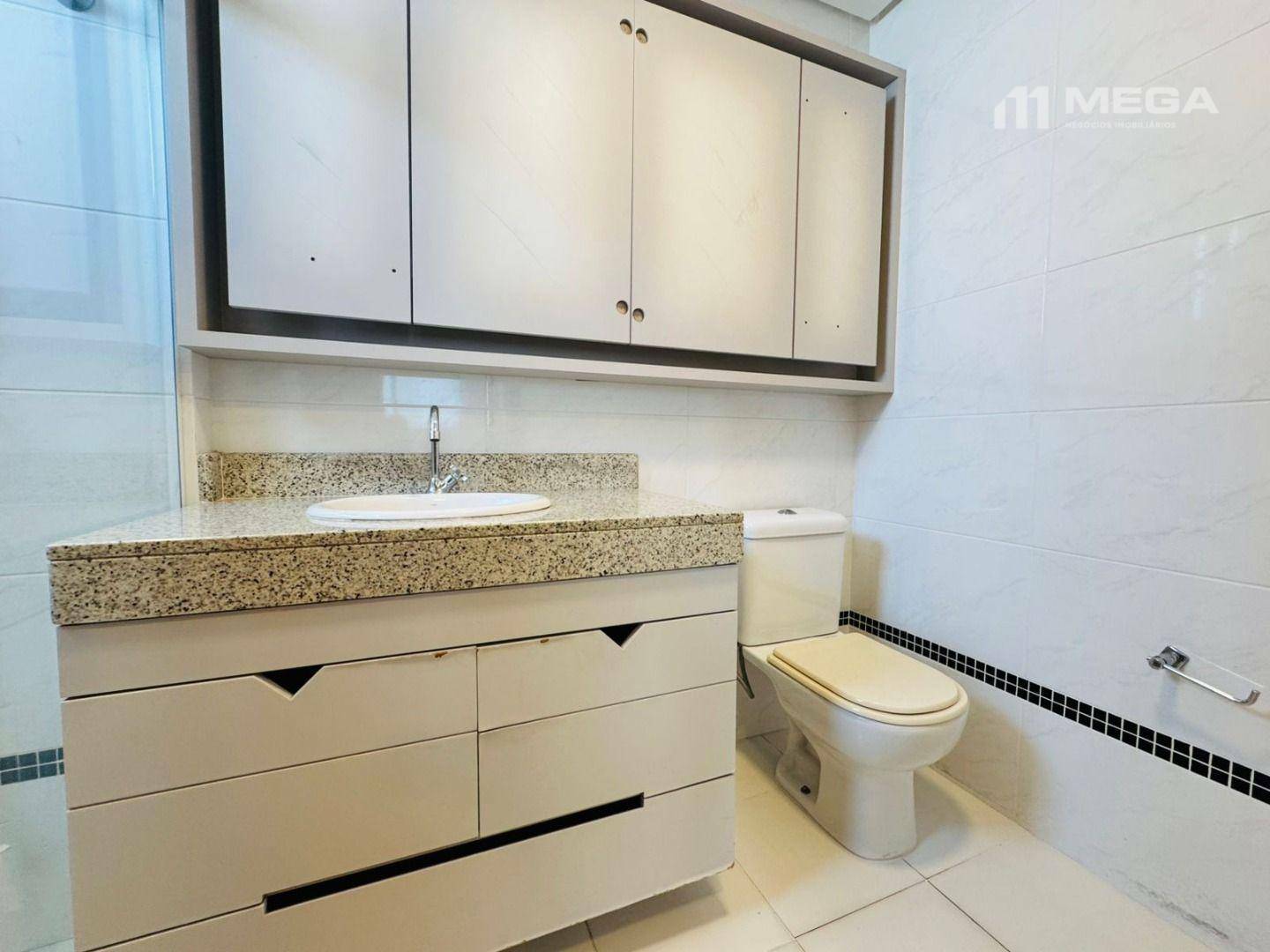 Apartamento para alugar com 4 quartos, 150m² - Foto 24