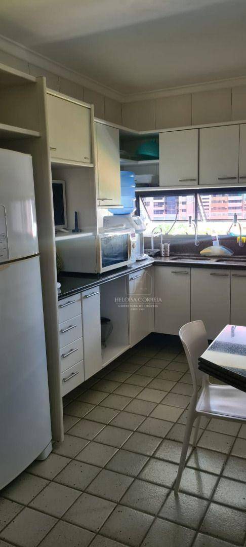 Apartamento à venda com 3 quartos, 178m² - Foto 4