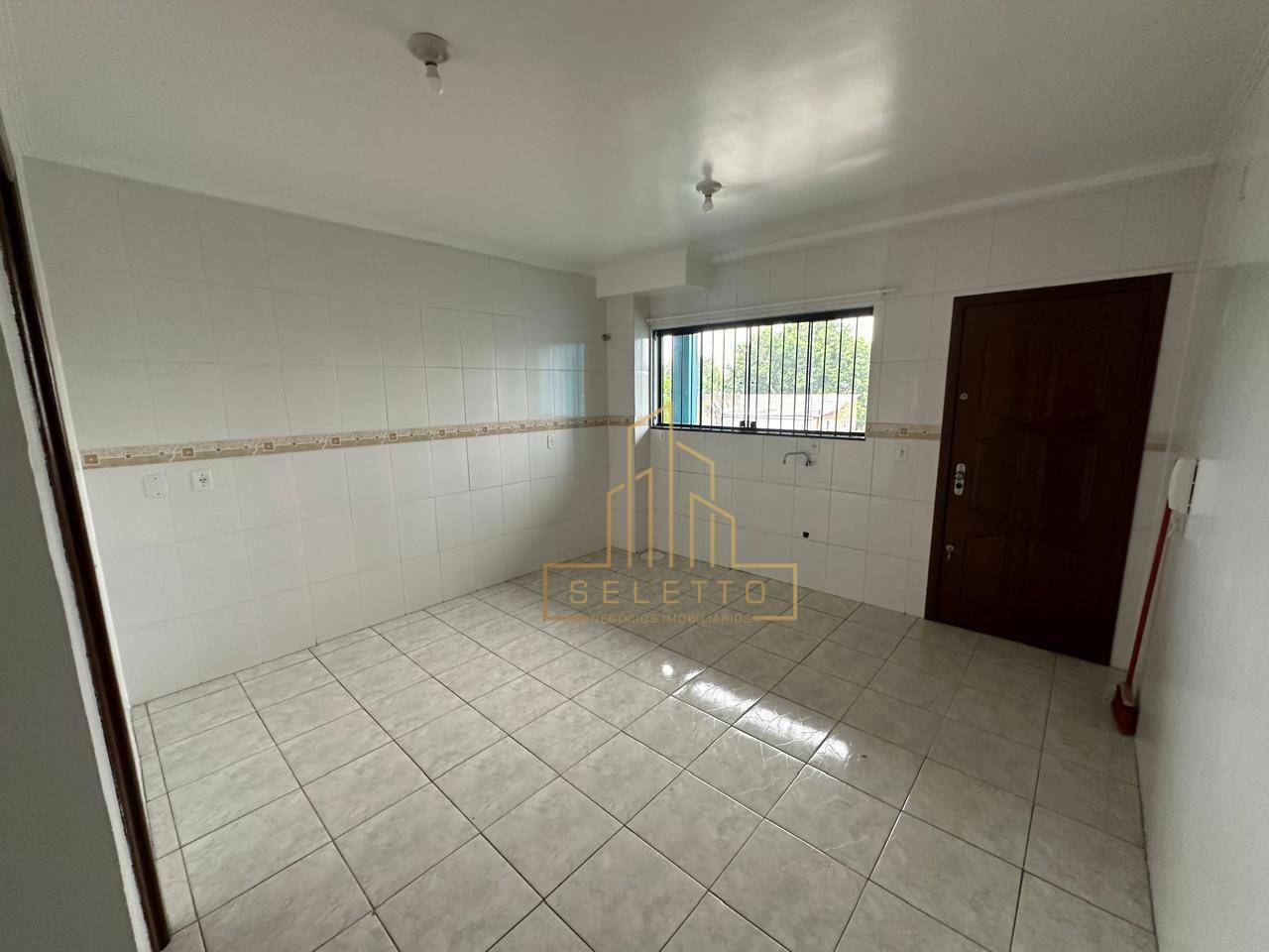 Apartamento para alugar com 1 quarto, 100m² - Foto 3