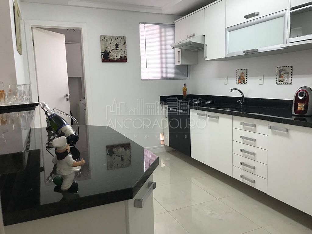 Apartamento à venda com 3 quartos, 123m² - Foto 16