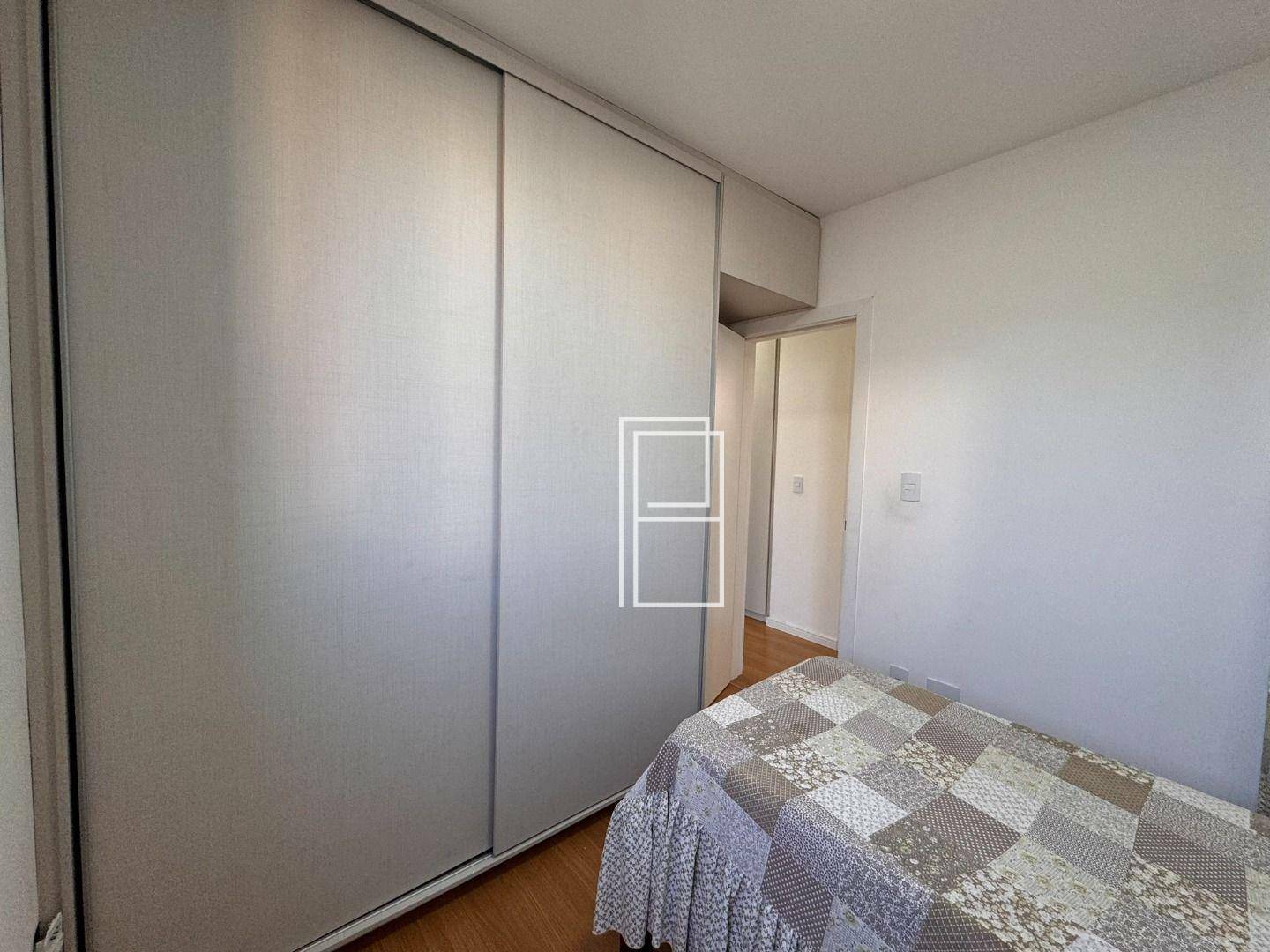 Apartamento à venda com 3 quartos, 87m² - Foto 10