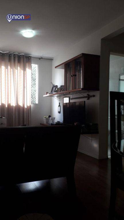 Apartamento à venda com 2 quartos, 45m² - Foto 2