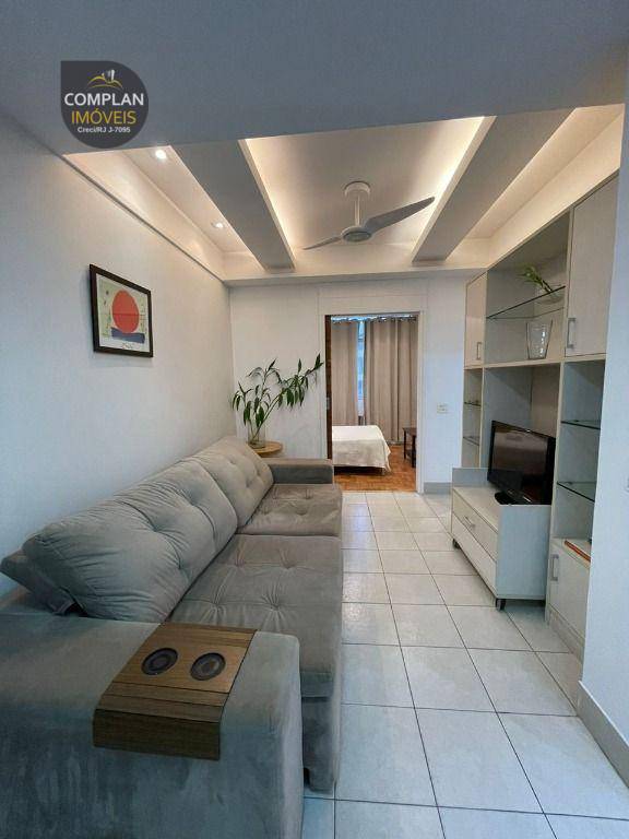 Apartamento para alugar com 3 quartos, 80m² - Foto 1