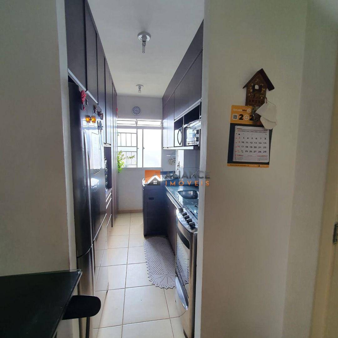 Apartamento à venda com 2 quartos, 42m² - Foto 22