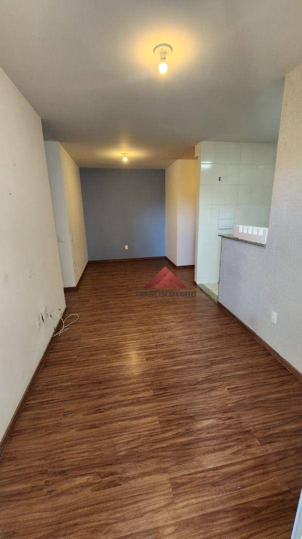 Apartamento à venda com 3 quartos, 62m² - Foto 3