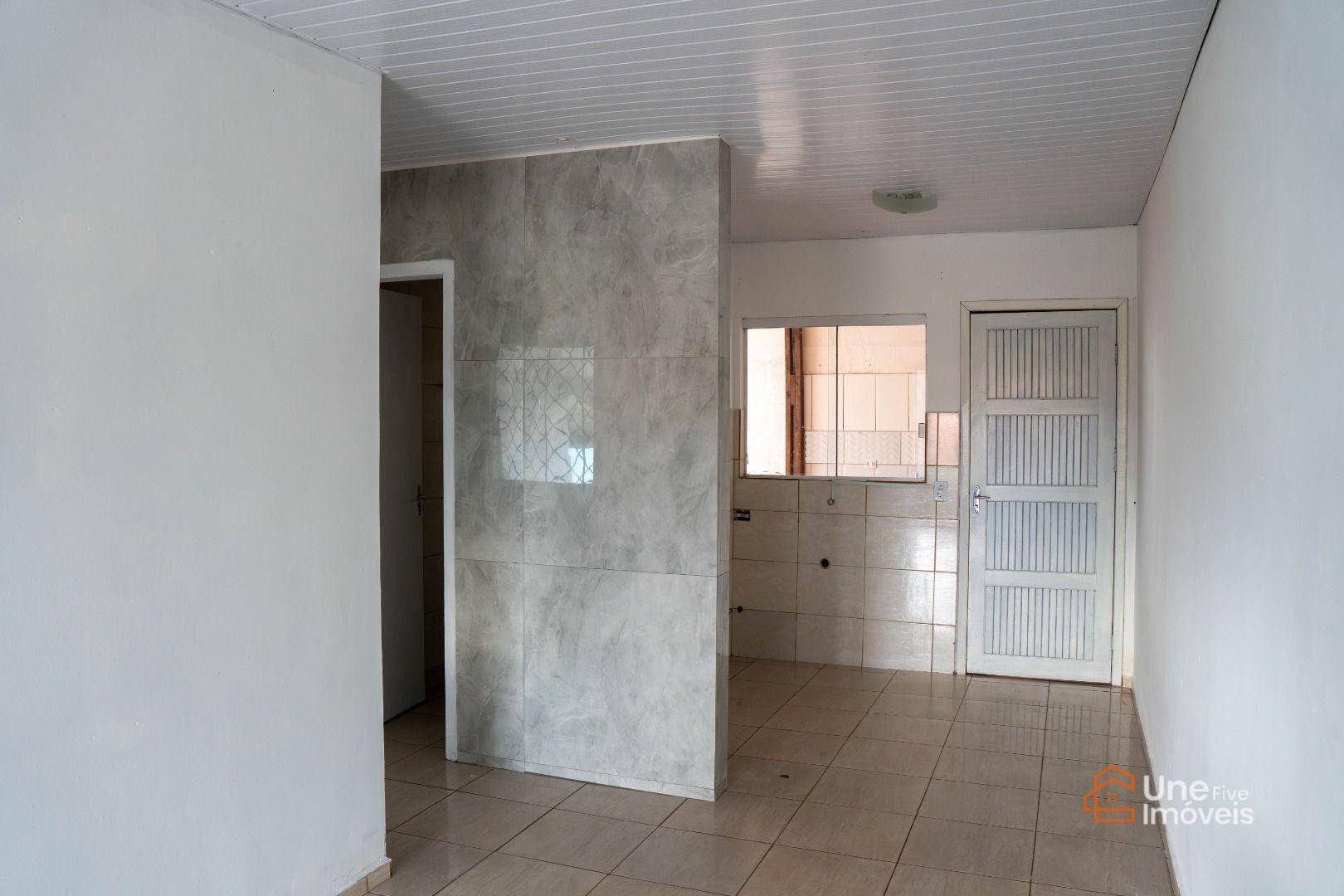 Casa à venda com 2 quartos, 70m² - Foto 8