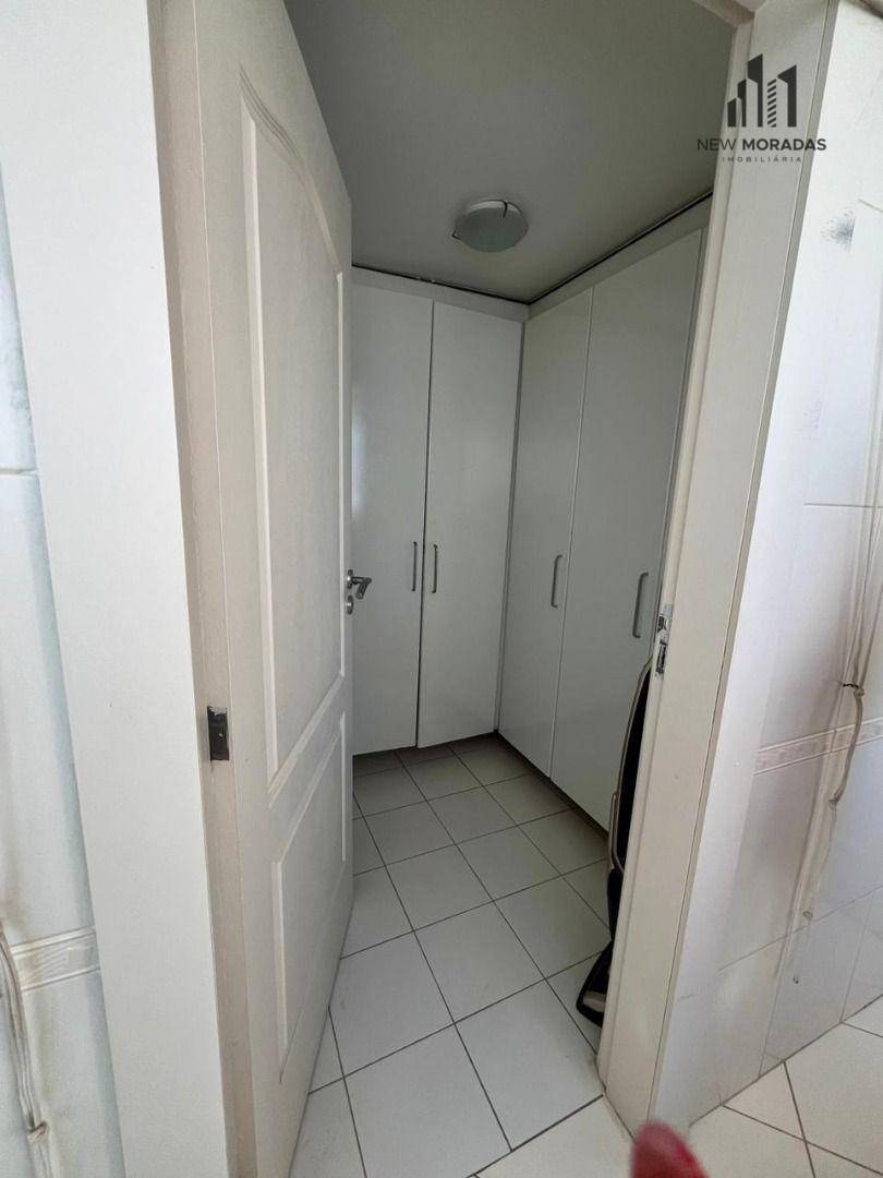 Apartamento à venda com 3 quartos, 128m² - Foto 12