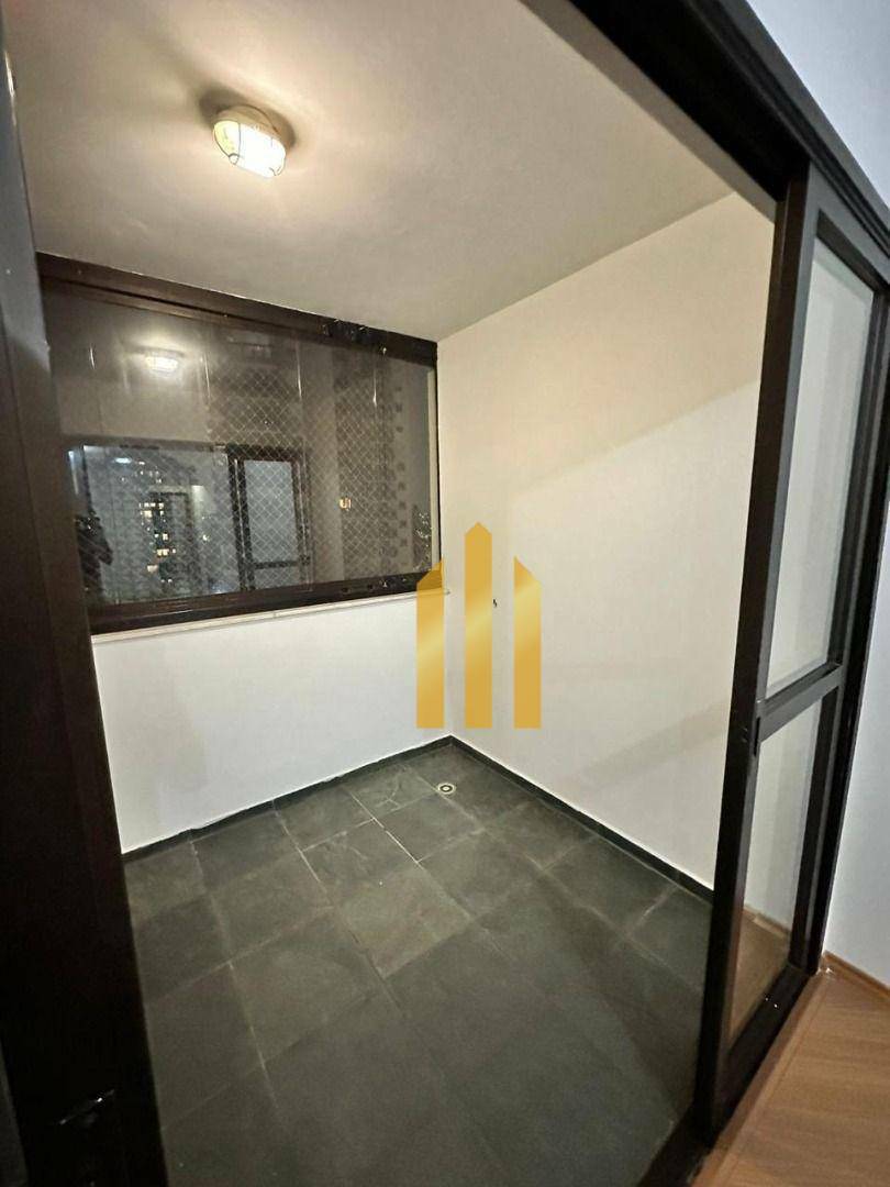 Apartamento para alugar com 3 quartos, 90m² - Foto 14