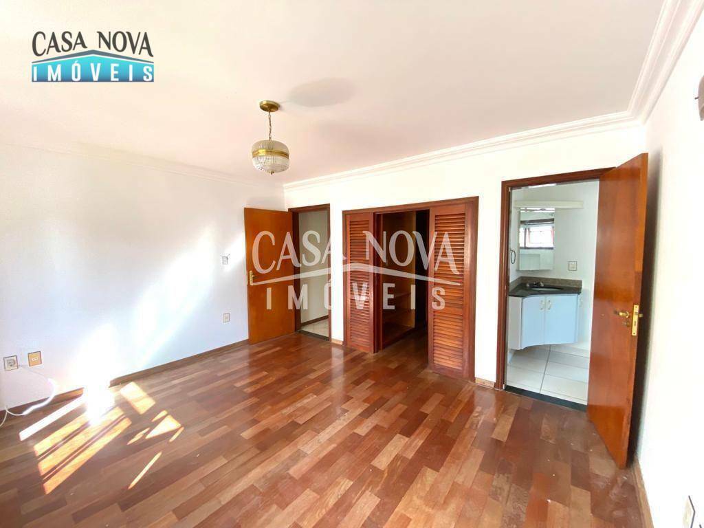 Casa de Condomínio para alugar com 3 quartos, 300m² - Foto 15