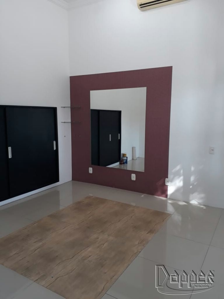 Casa à venda com 3 quartos, 349m² - Foto 20