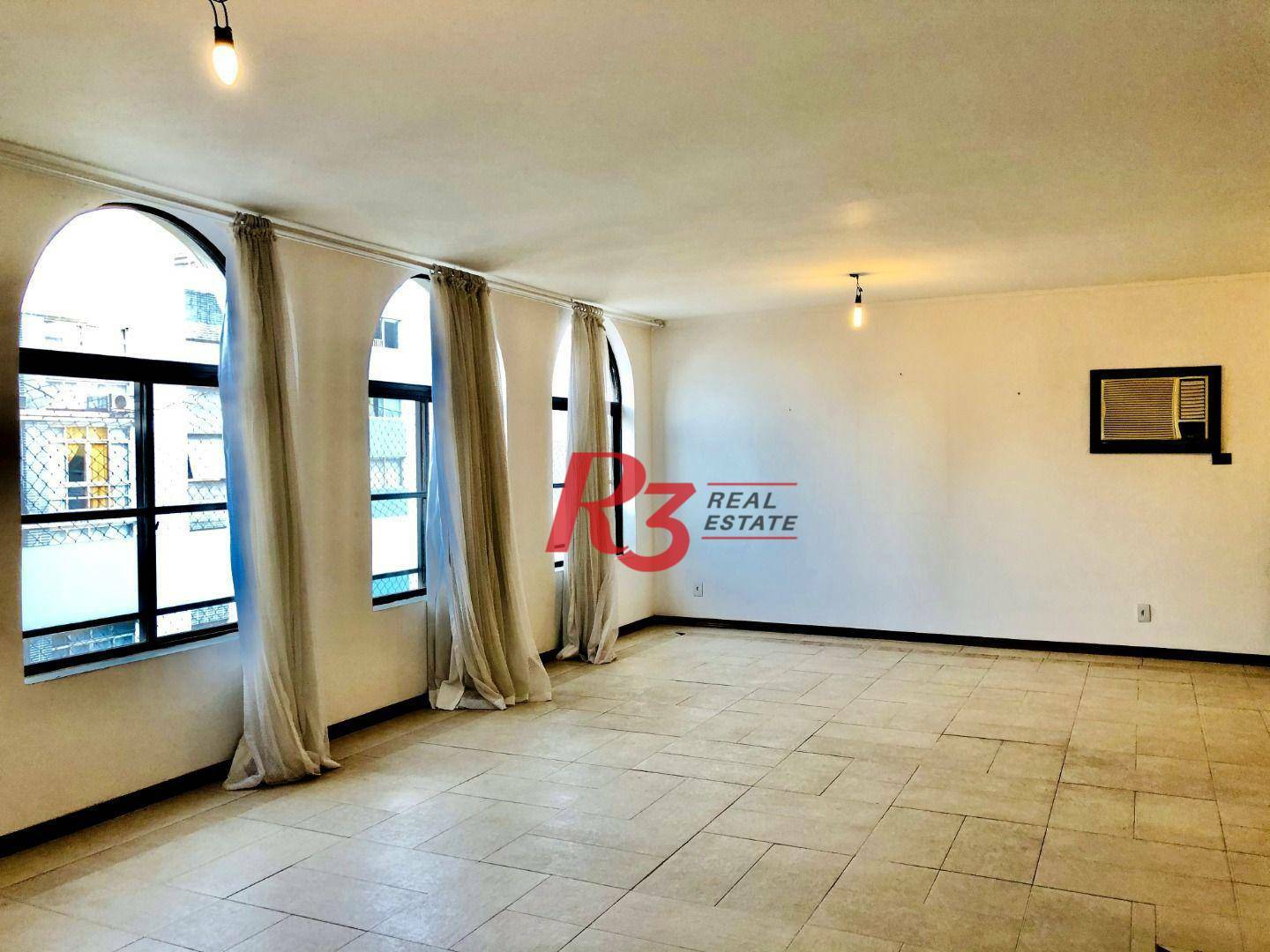 Apartamento à venda com 5 quartos, 334m² - Foto 2