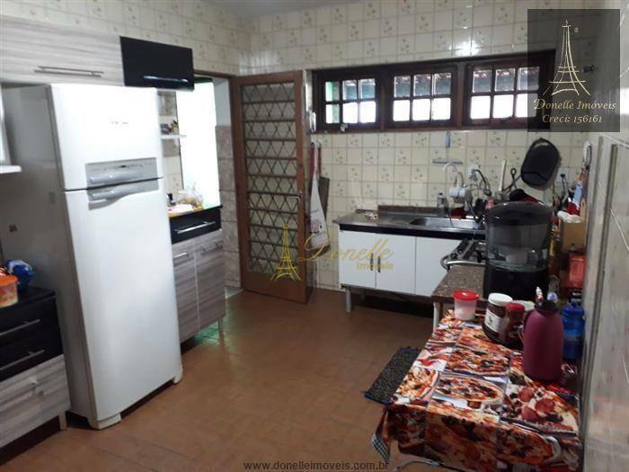 Casa à venda com 2 quartos, 140m² - Foto 19