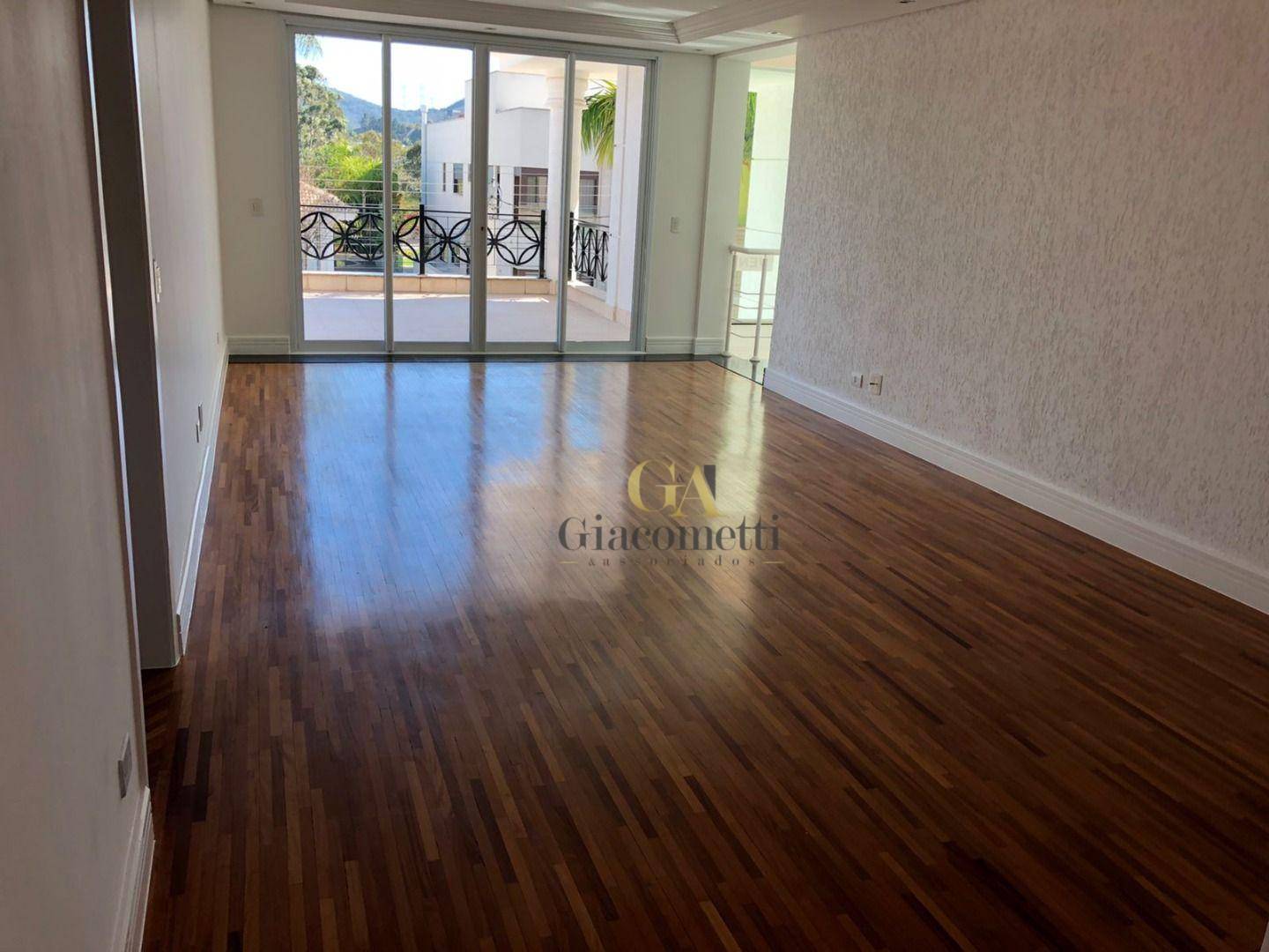 Casa de Condomínio à venda com 5 quartos, 662m² - Foto 2