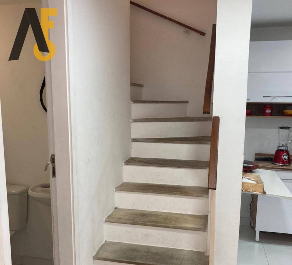 Apartamento à venda com 2 quartos, 76m² - Foto 19