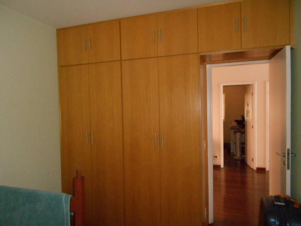 Sobrado para alugar com 4 quartos, 315m² - Foto 7